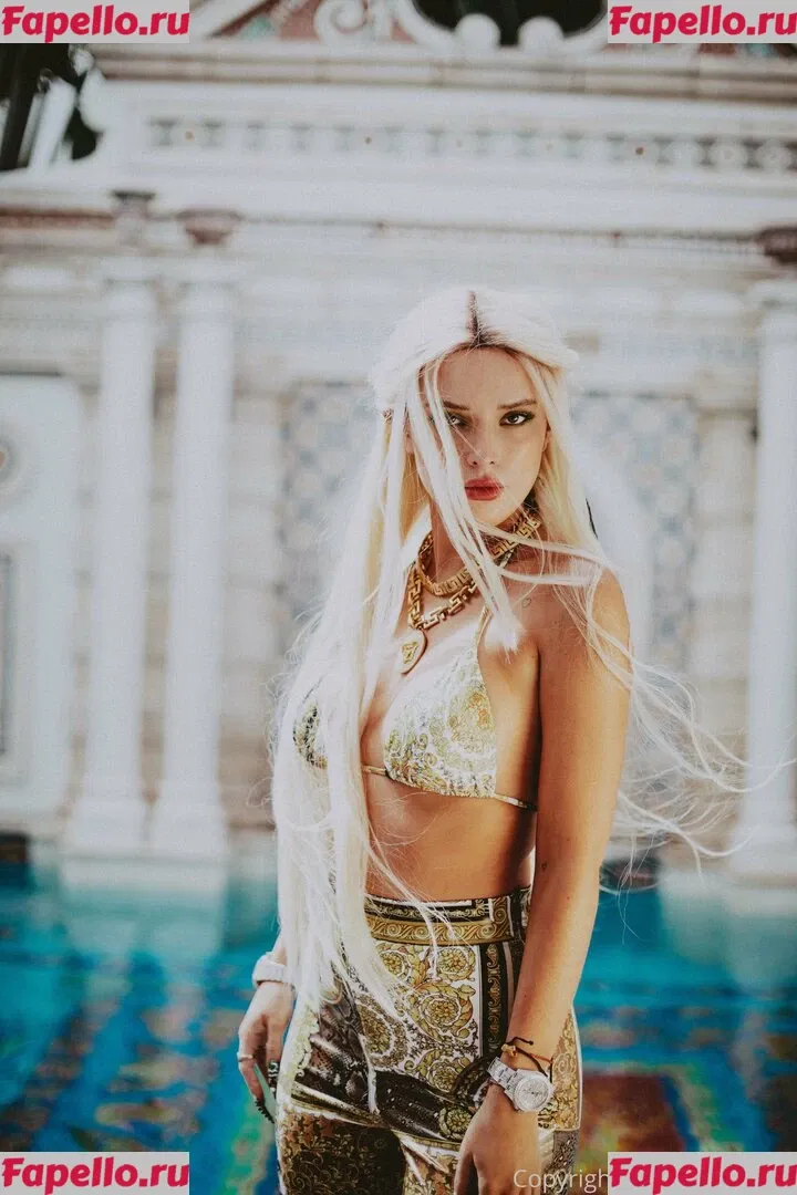 Bella Thorne Onlyfans Photo Gallery 