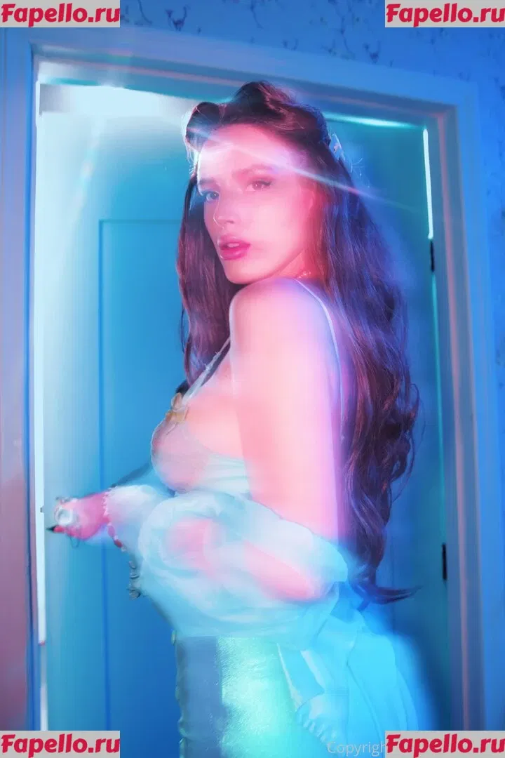 Bella Thorne Onlyfans Photo Gallery 