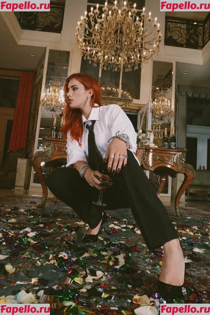 Bella Thorne Onlyfans Photo Gallery 