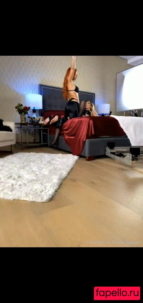 Bella Thorne Onlyfans Photo Gallery 