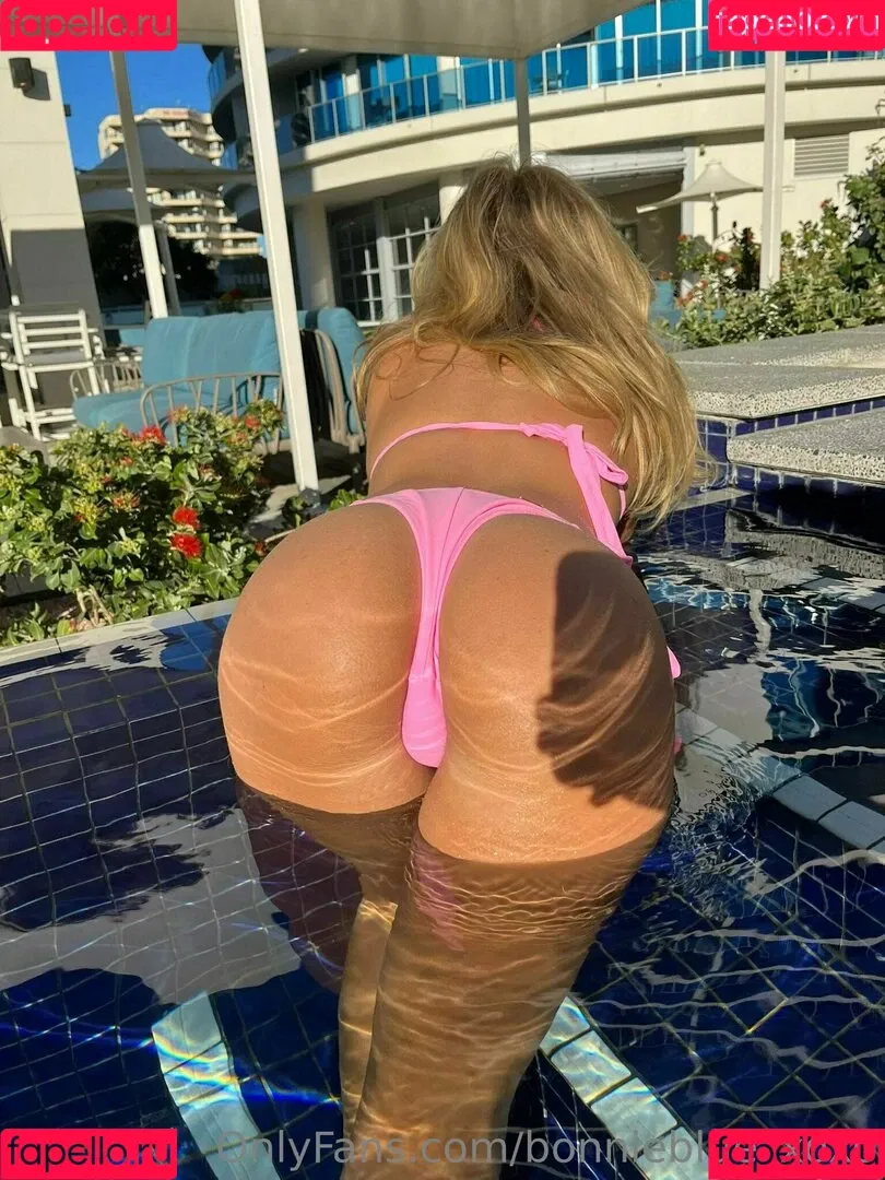 bonnieblue_xoxo Onlyfans Photo Gallery 