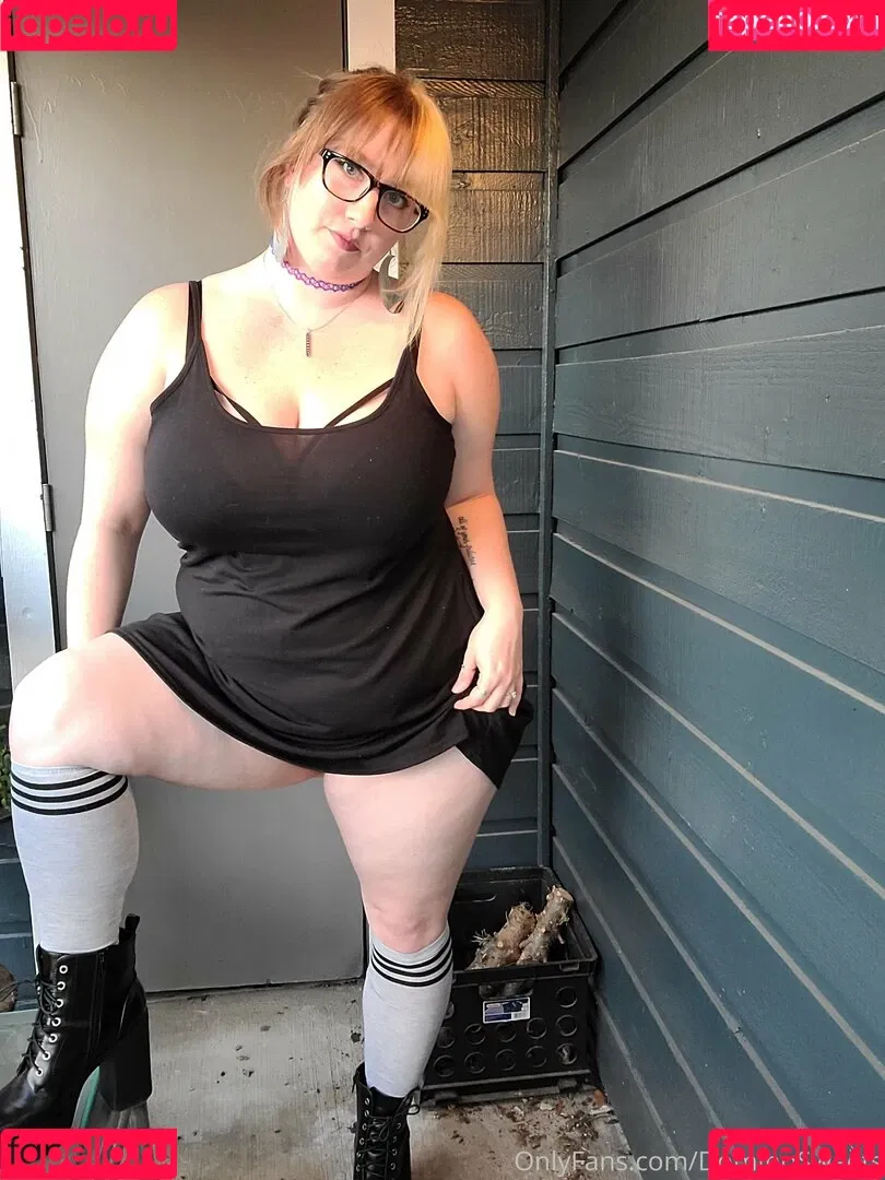 dominosweets Onlyfans Photo Gallery 