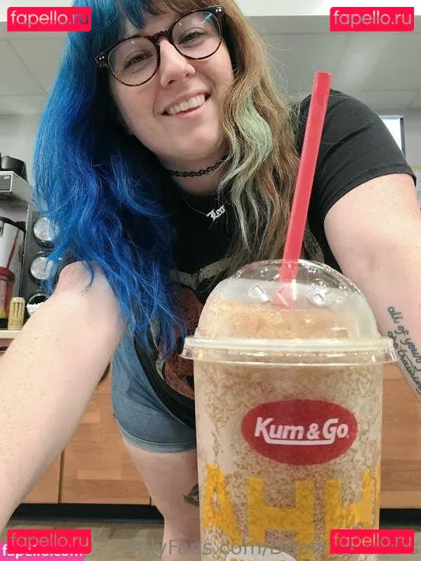 dominosweets Onlyfans Photo Gallery 