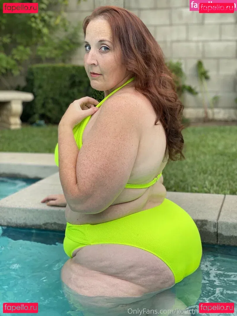 kourtneycakeshub Onlyfans Photo Gallery 