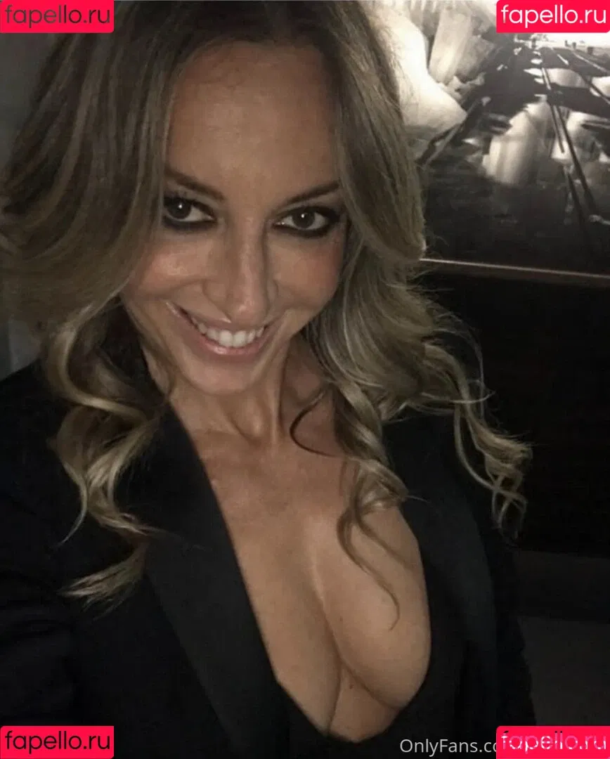 Elenamici Onlyfans Photo Gallery 