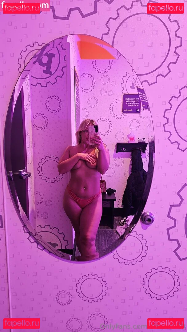 arosee420 Onlyfans Photo Gallery 