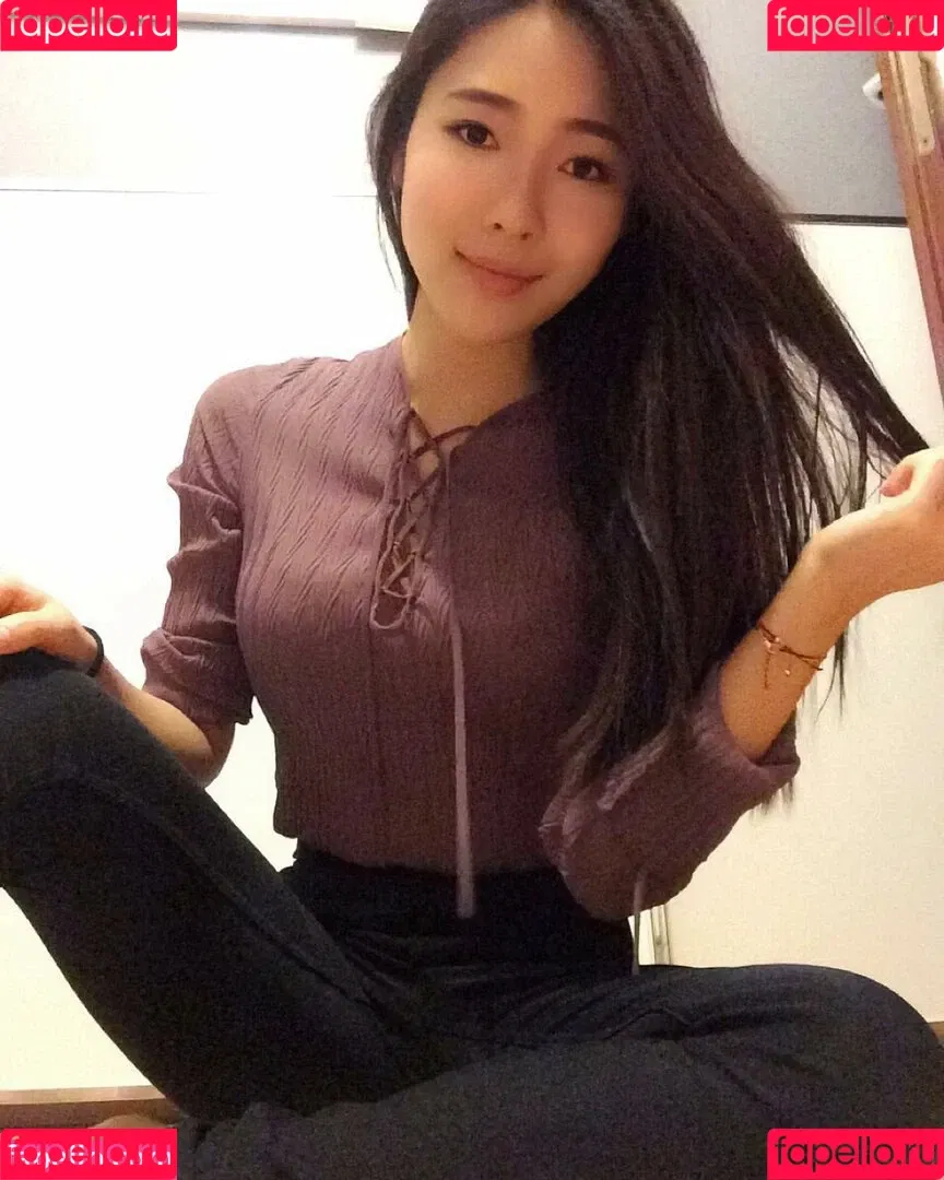 Lizwenya Onlyfans Photo Gallery 