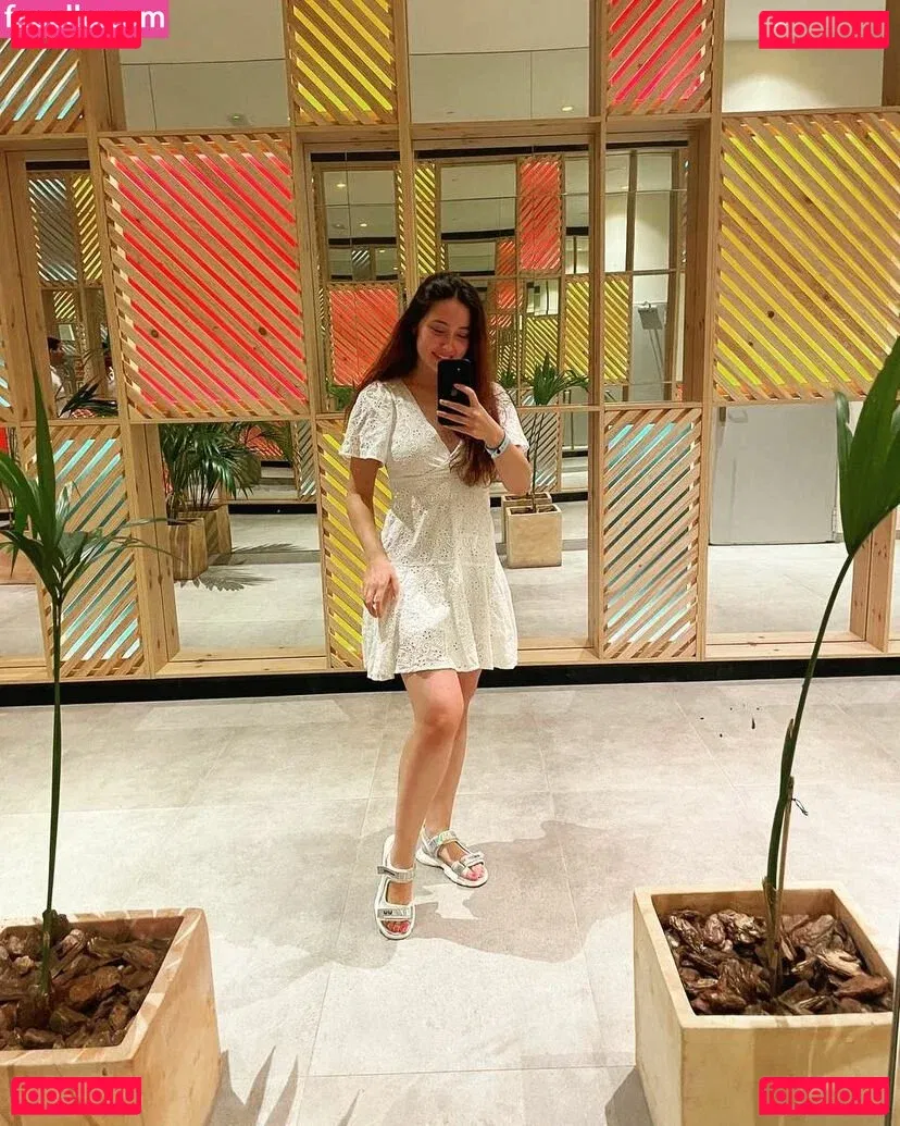 Little BabeVIP Onlyfans Photo Gallery 