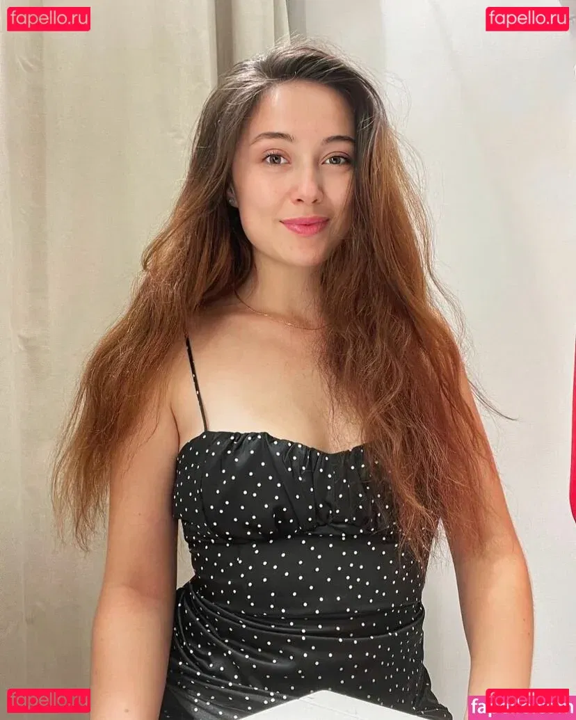 Little BabeVIP Onlyfans Photo Gallery 