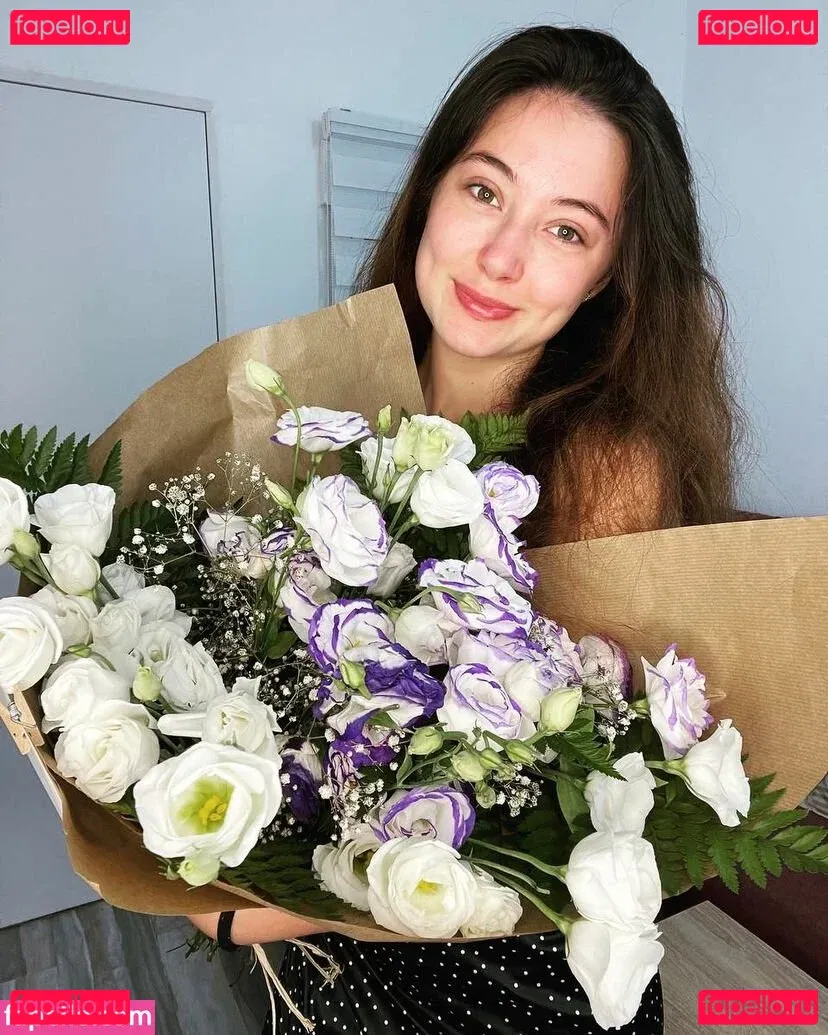 Little BabeVIP Onlyfans Photo Gallery 