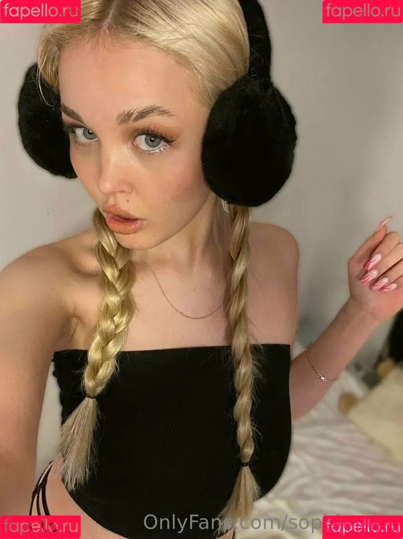 sophiebbface Onlyfans Photo Gallery 