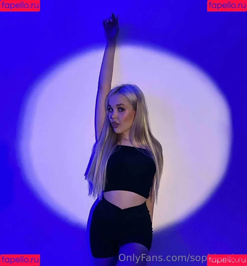 sophiebbface Onlyfans Photo Gallery 
