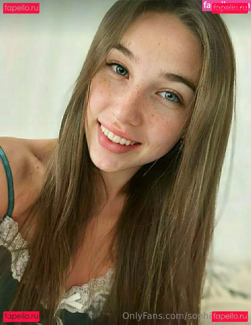 sophiebbface Onlyfans Photo Gallery 