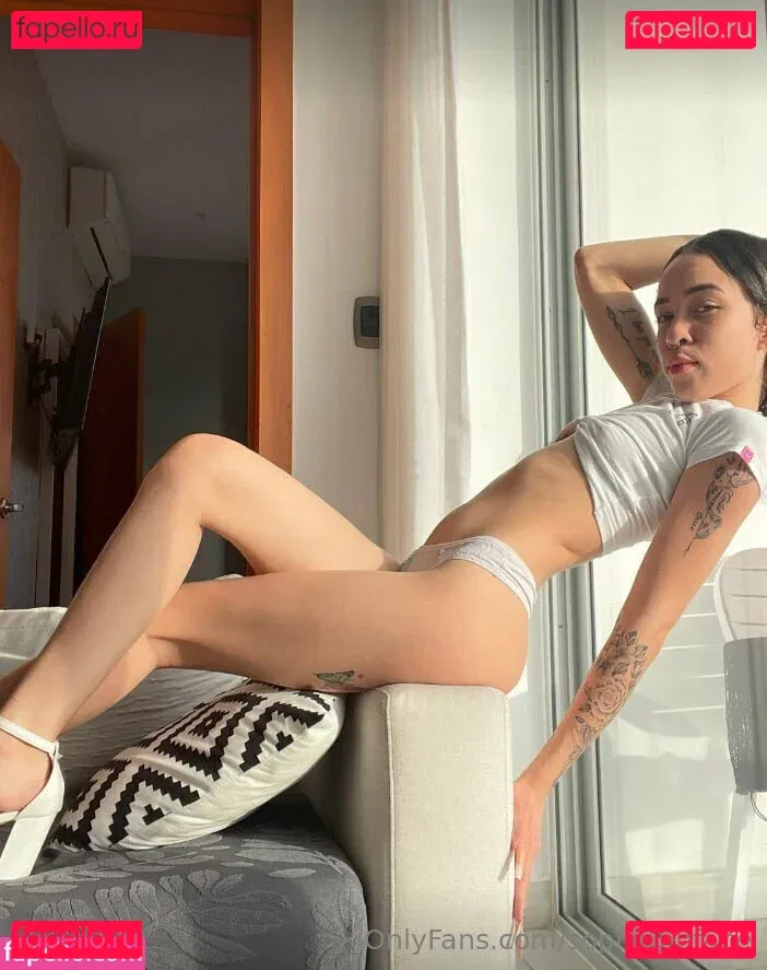 sophiebbface Onlyfans Photo Gallery 