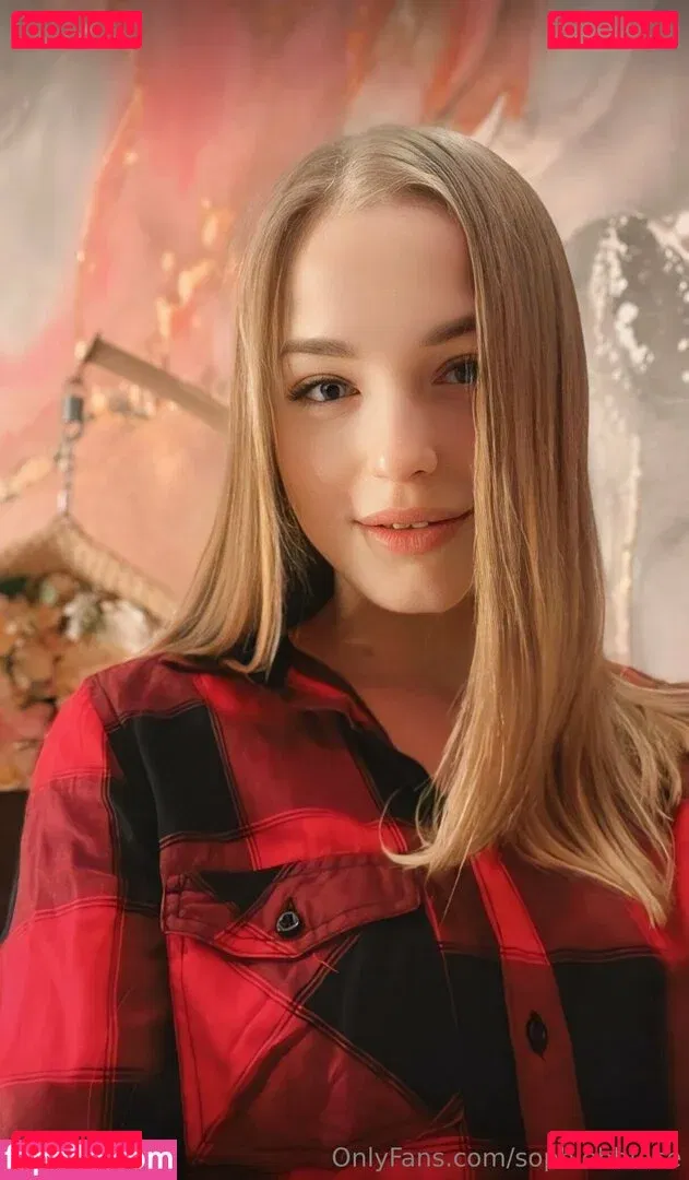 sophiebbface Onlyfans Photo Gallery 