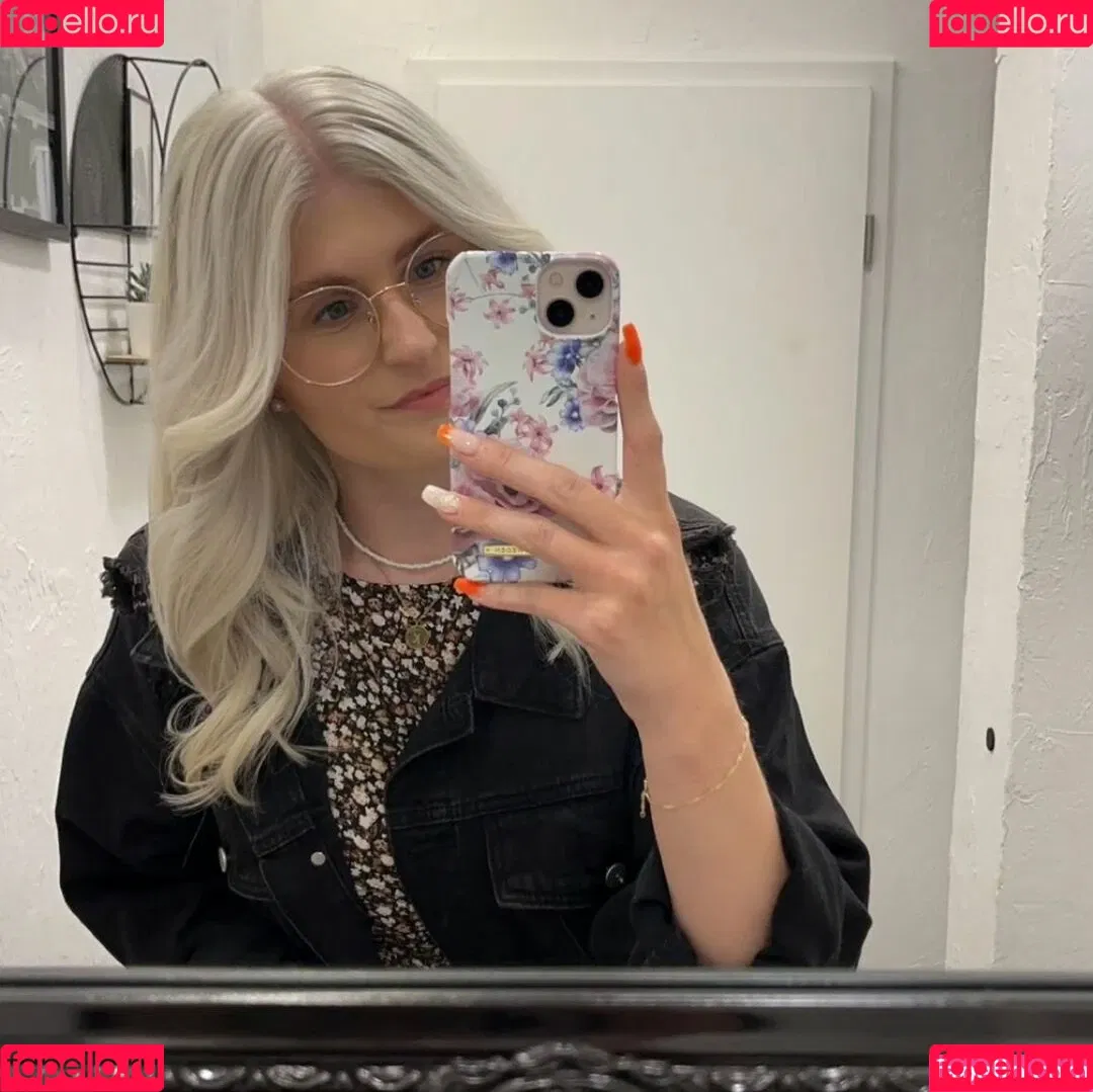 emiiliaaaoklahomaa Onlyfans Photo Gallery 