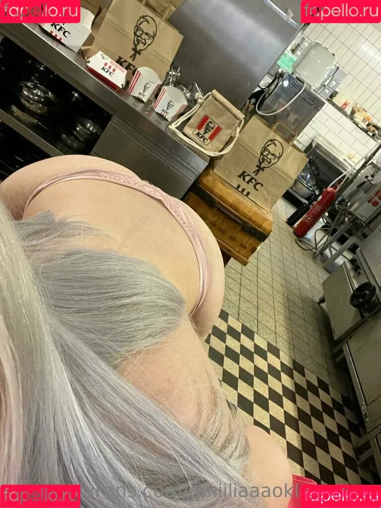 emiiliaaaoklahomaa Onlyfans Photo Gallery 