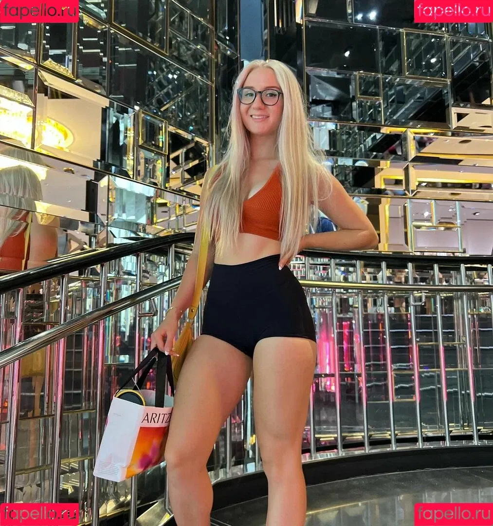 Funsizedkate Onlyfans Photo Gallery 