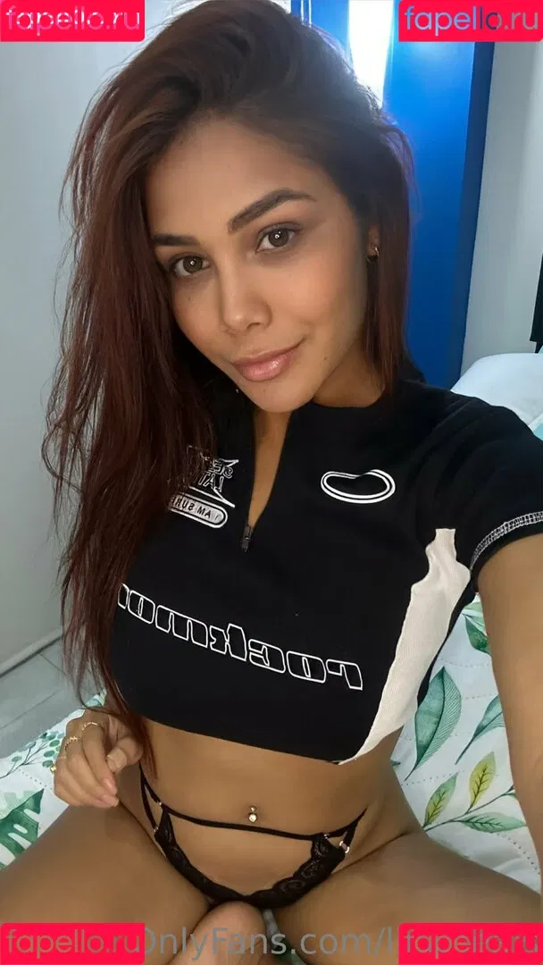 linaheals Onlyfans Photo Gallery 