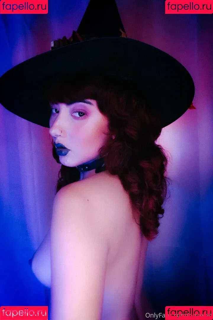 Phaine Gibouyeaux Onlyfans Photo Gallery 