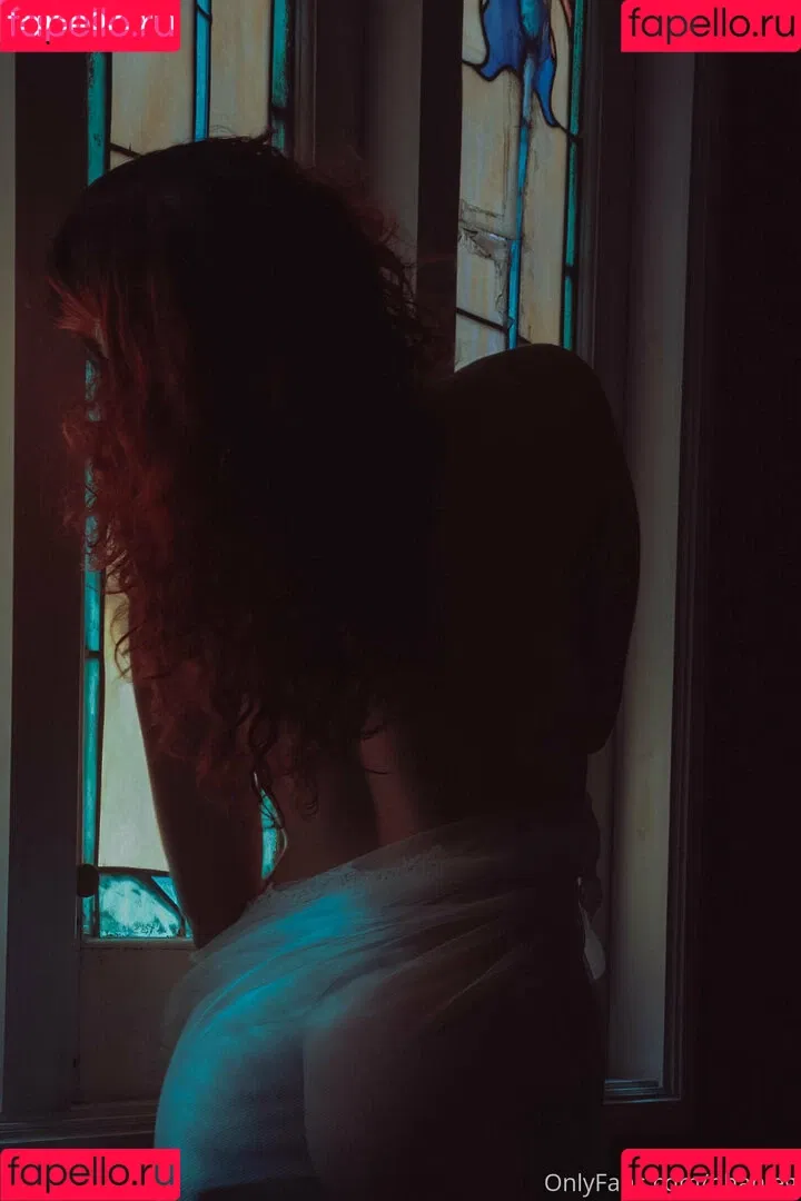 Phaine Gibouyeaux Onlyfans Photo Gallery 