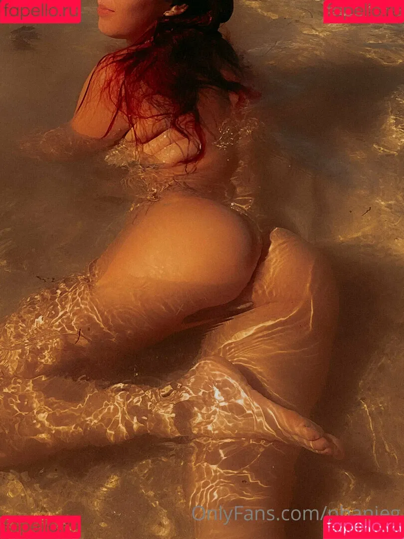 Phaine Gibouyeaux Onlyfans Photo Gallery 