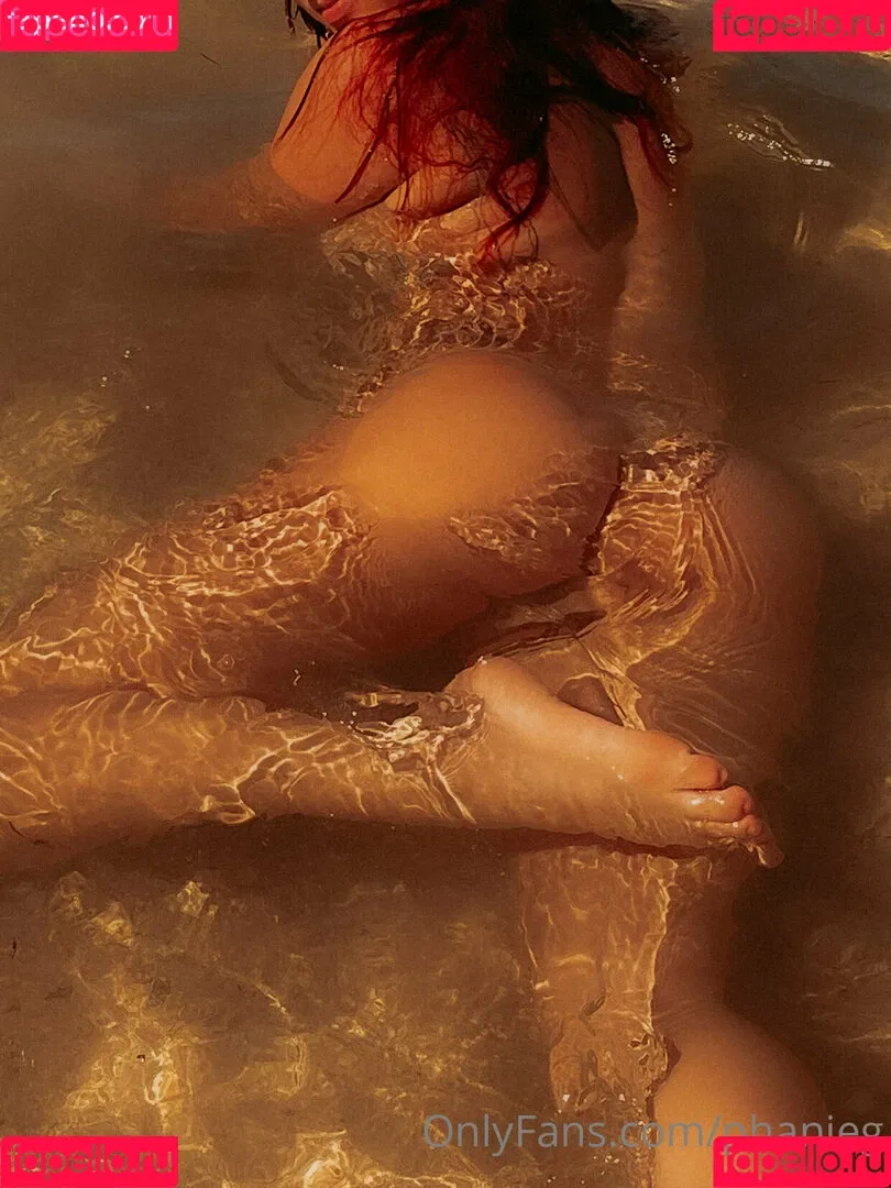 Phaine Gibouyeaux Onlyfans Photo Gallery 