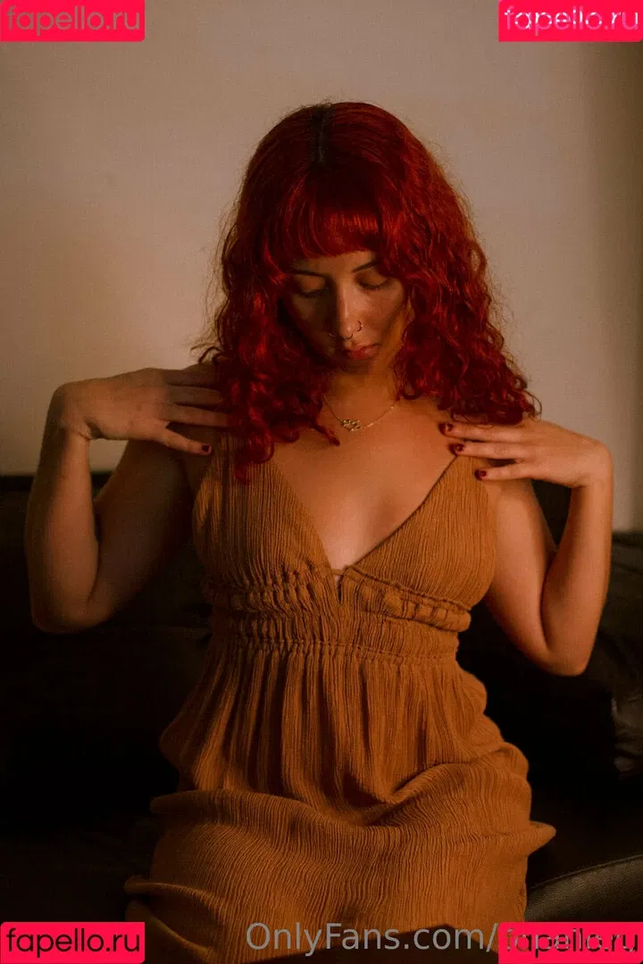 Phaine Gibouyeaux Onlyfans Photo Gallery 