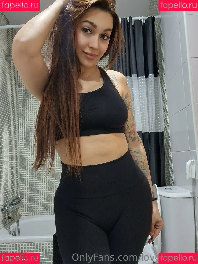 lovelylilly23 Onlyfans Photo Gallery 