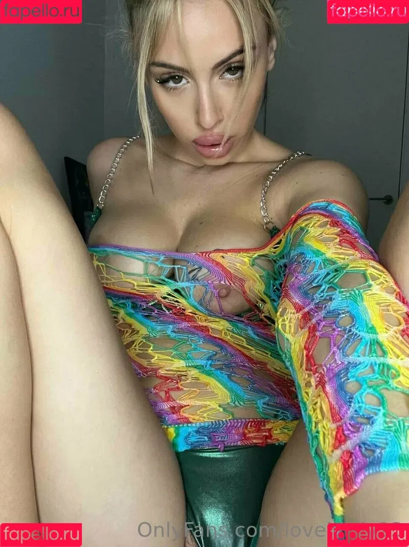 lovelylilly23 Onlyfans Photo Gallery 
