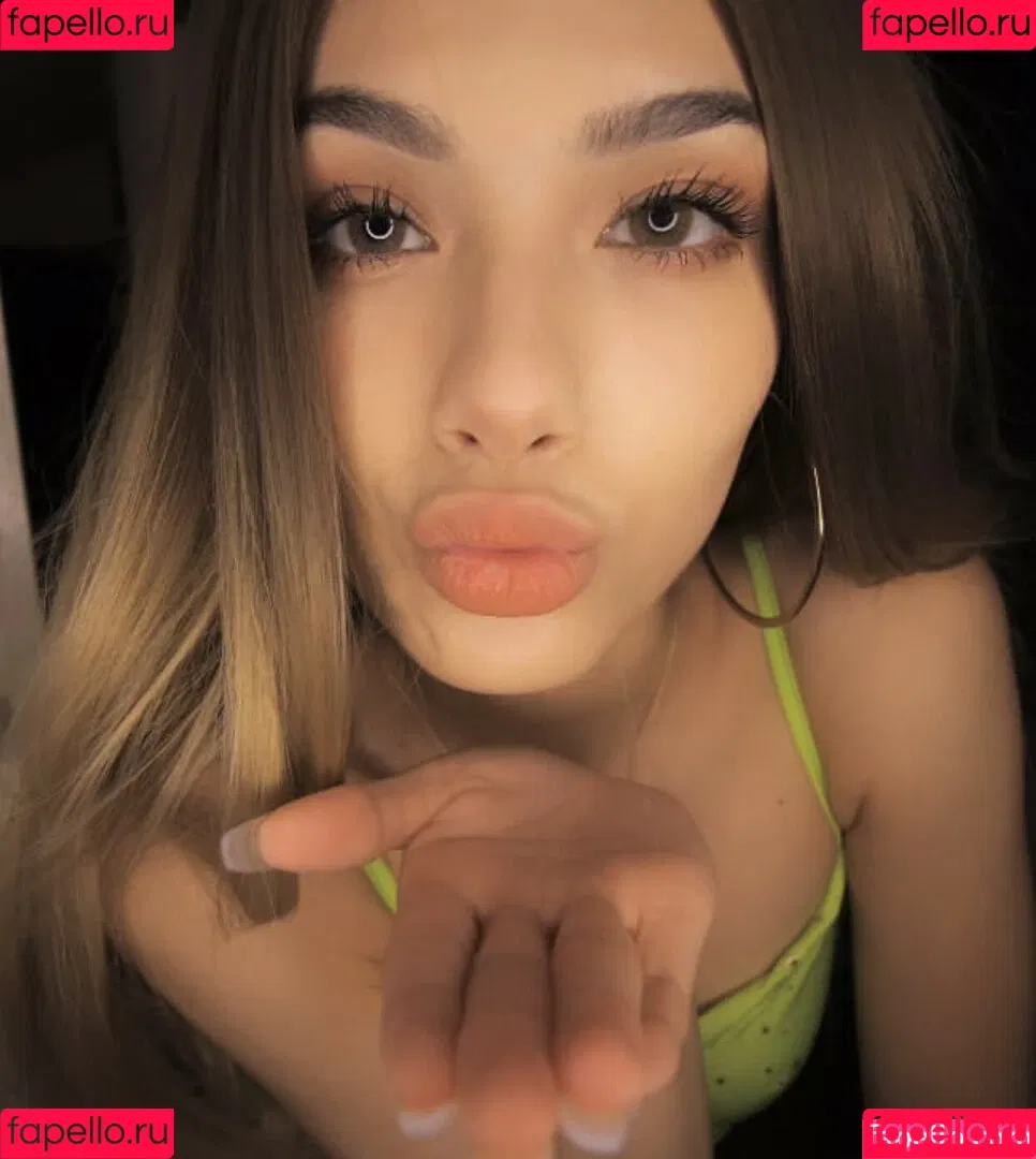 NatalieeFlowerss Onlyfans Photo Gallery 