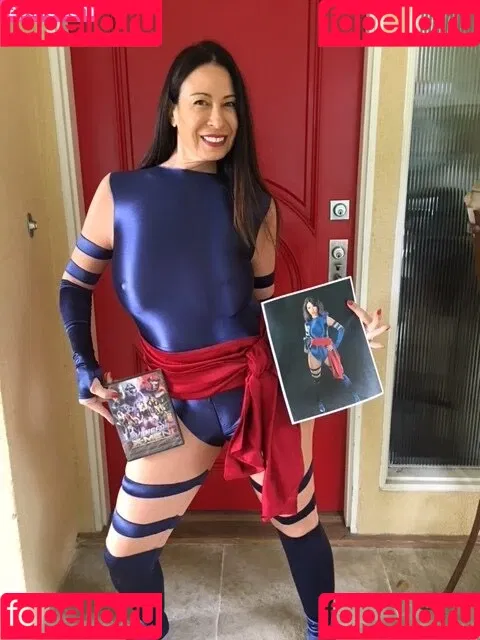 christycanyon11 Onlyfans Photo Gallery 