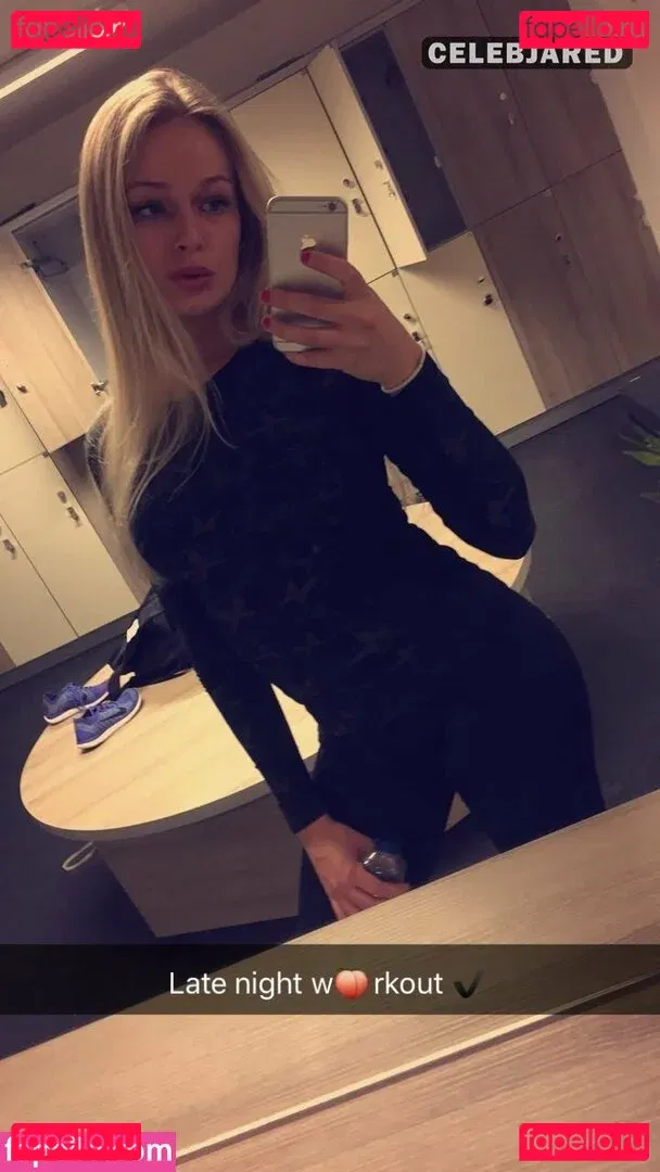 Frederikke Bach Onlyfans Photo Gallery 
