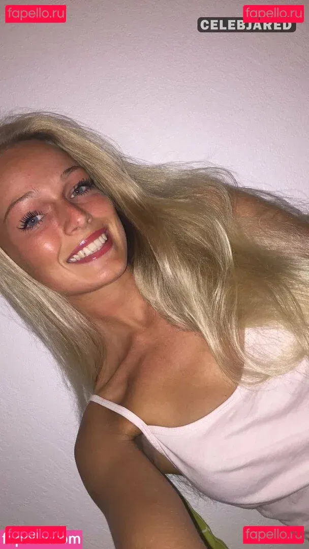 Frederikke Bach Onlyfans Photo Gallery 