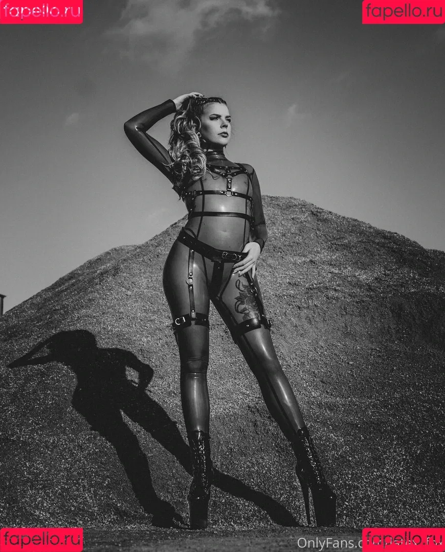 latex_fox Onlyfans Photo Gallery 