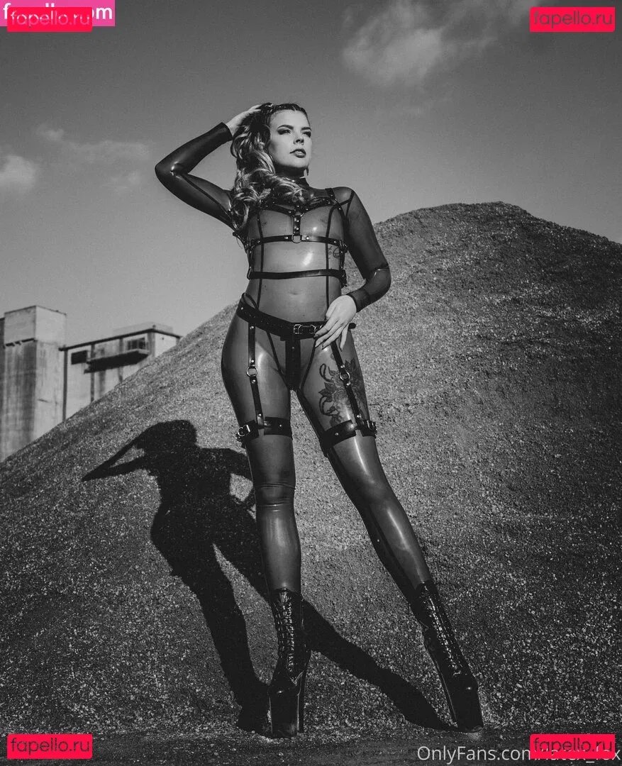 latex_fox Onlyfans Photo Gallery 