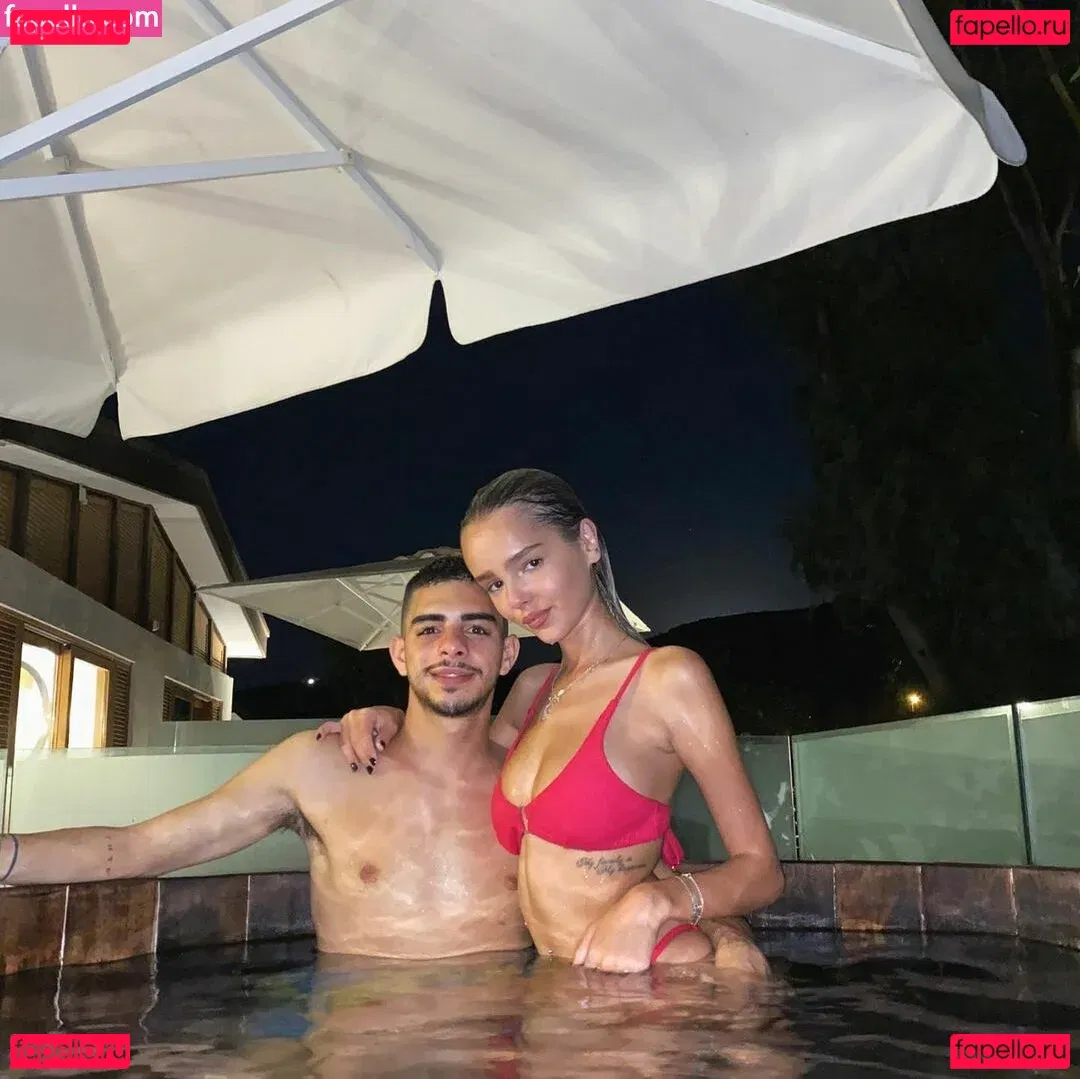 Mishel Zabelman Onlyfans Photo Gallery 