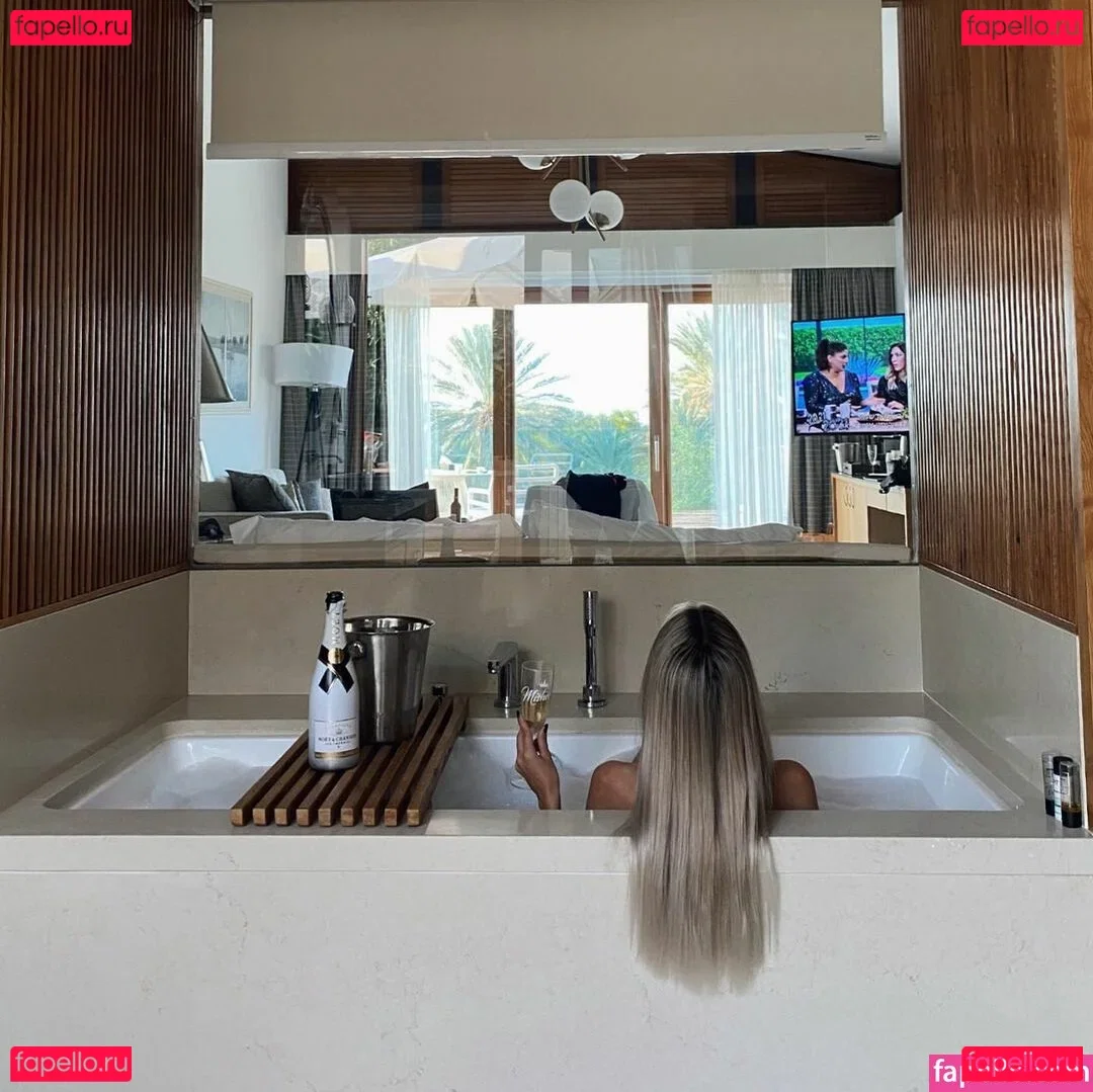 Mishel Zabelman Onlyfans Photo Gallery 