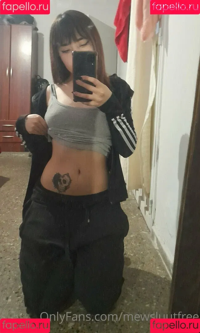 mewsluutfree Onlyfans Photo Gallery 