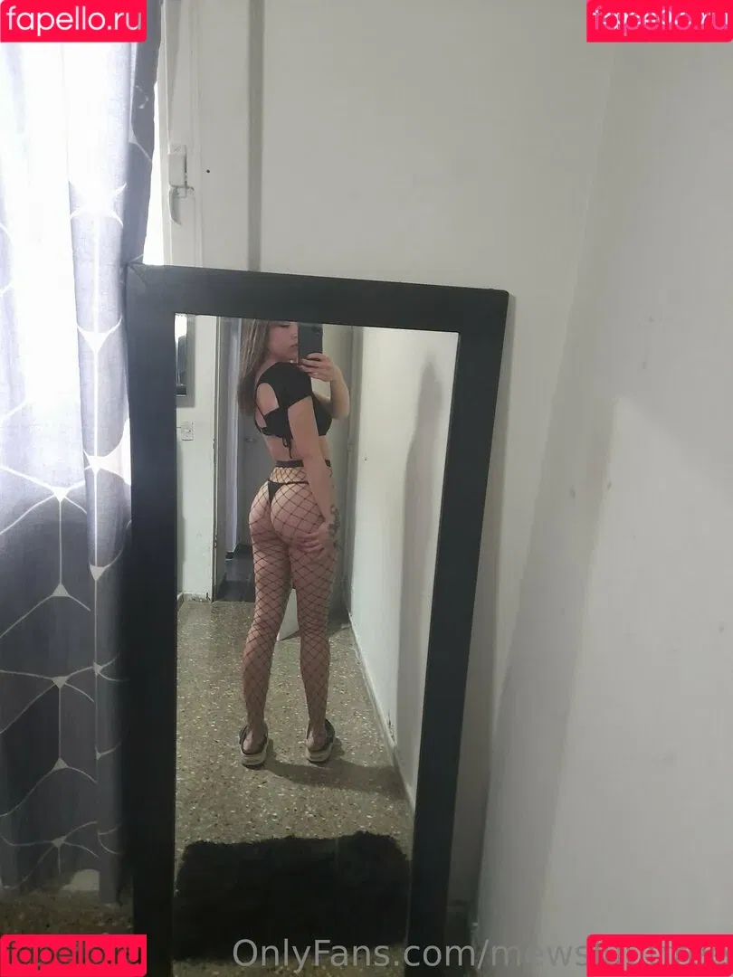 mewsluutfree Onlyfans Photo Gallery 