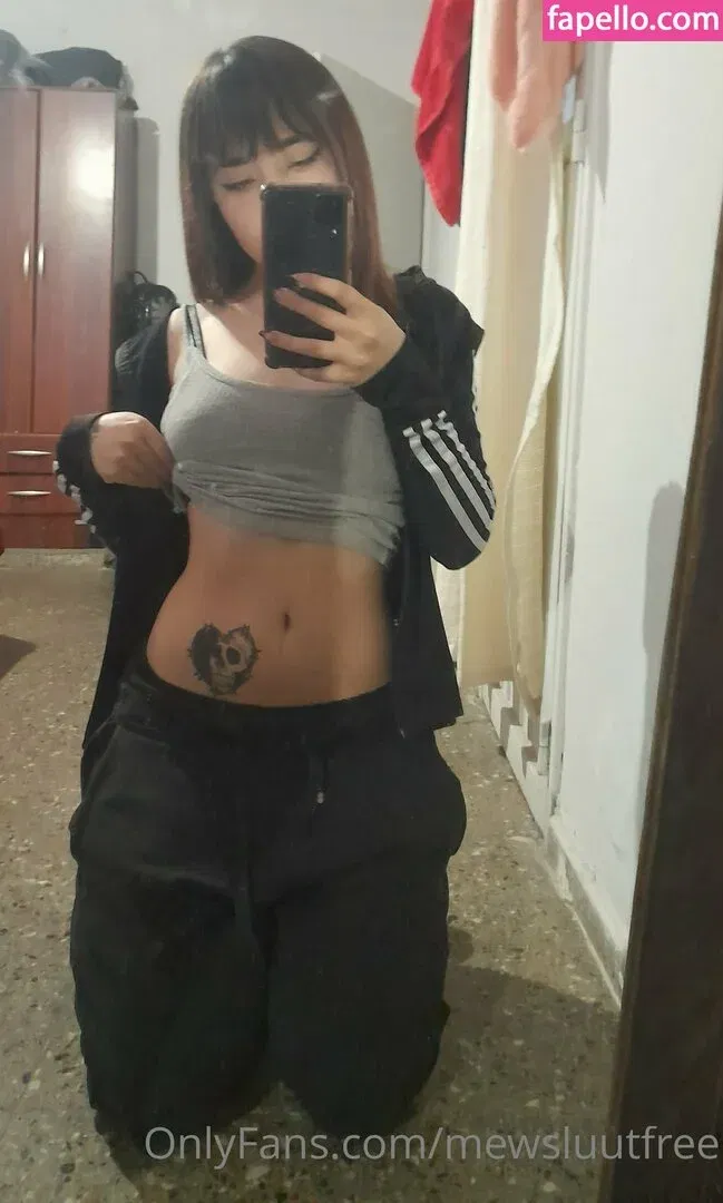 mewsluutfree Onlyfans Photo Gallery 