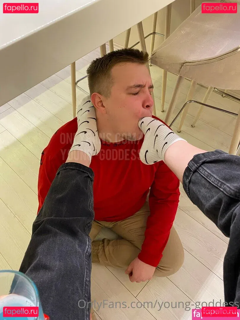 YoungGoddess Onlyfans Photo Gallery 