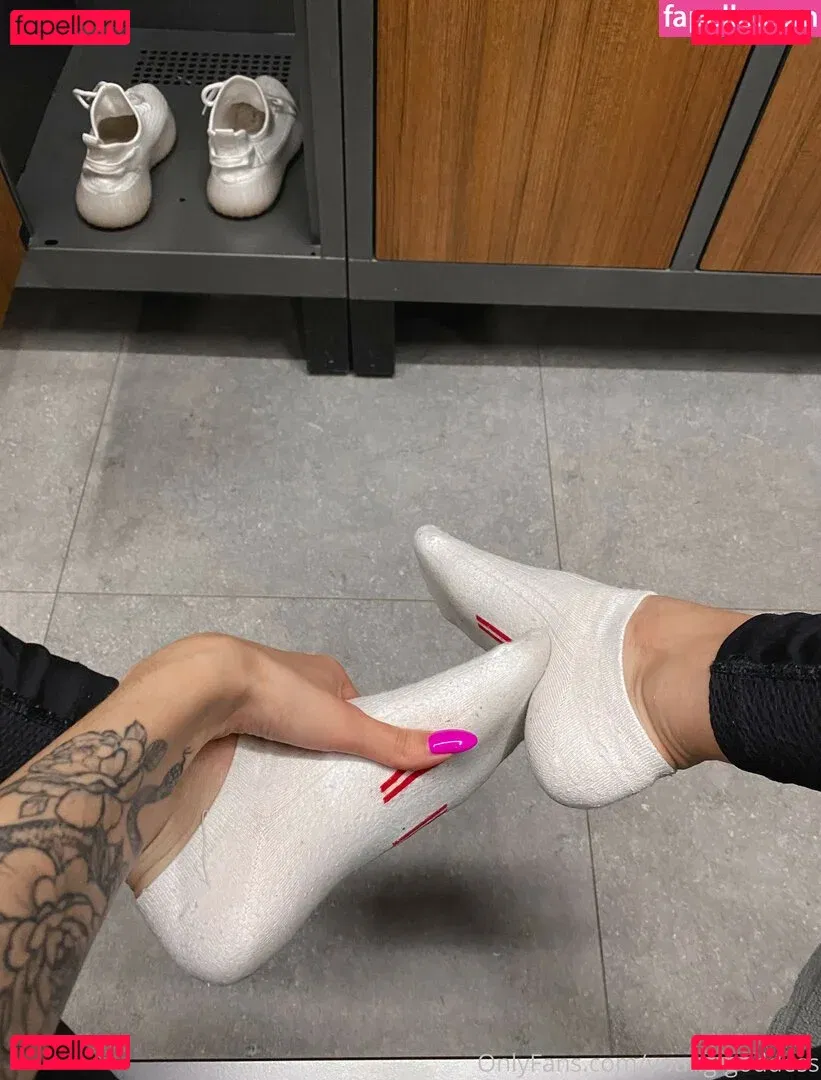 YoungGoddess Onlyfans Photo Gallery 