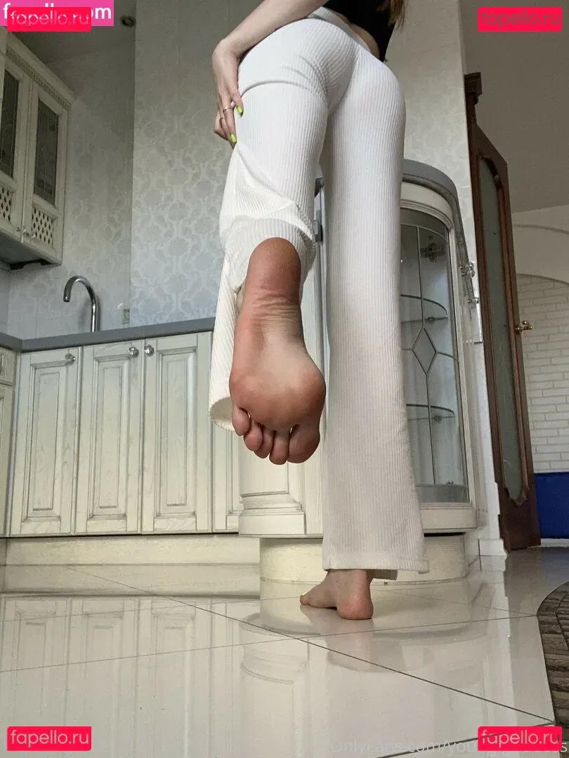 YoungGoddess Onlyfans Photo Gallery 