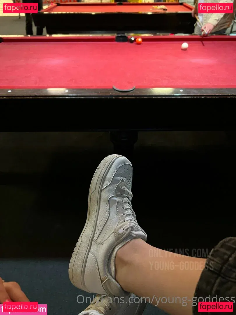 YoungGoddess Onlyfans Photo Gallery 