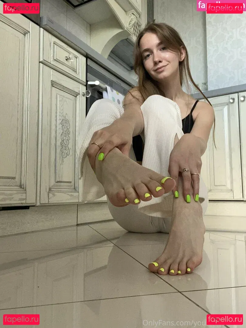 YoungGoddess Onlyfans Photo Gallery 