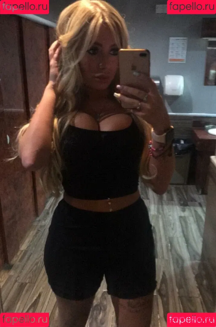 Misses Lamb Chopz Onlyfans Photo Gallery 