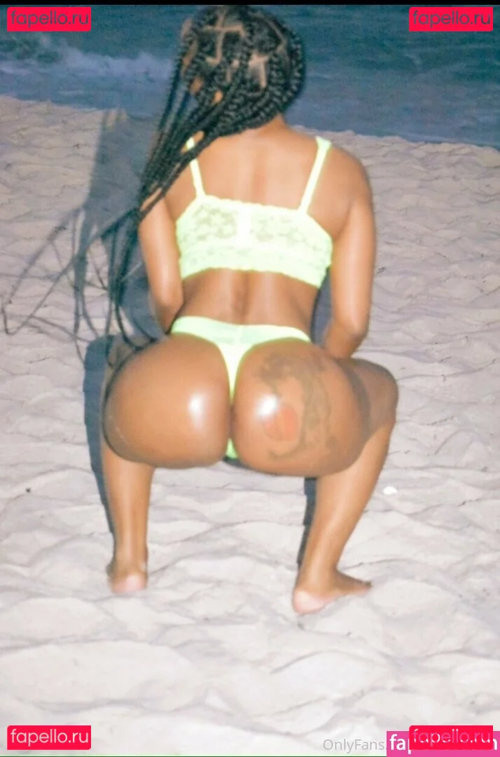 Sweetest Peach Onlyfans Photo Gallery 