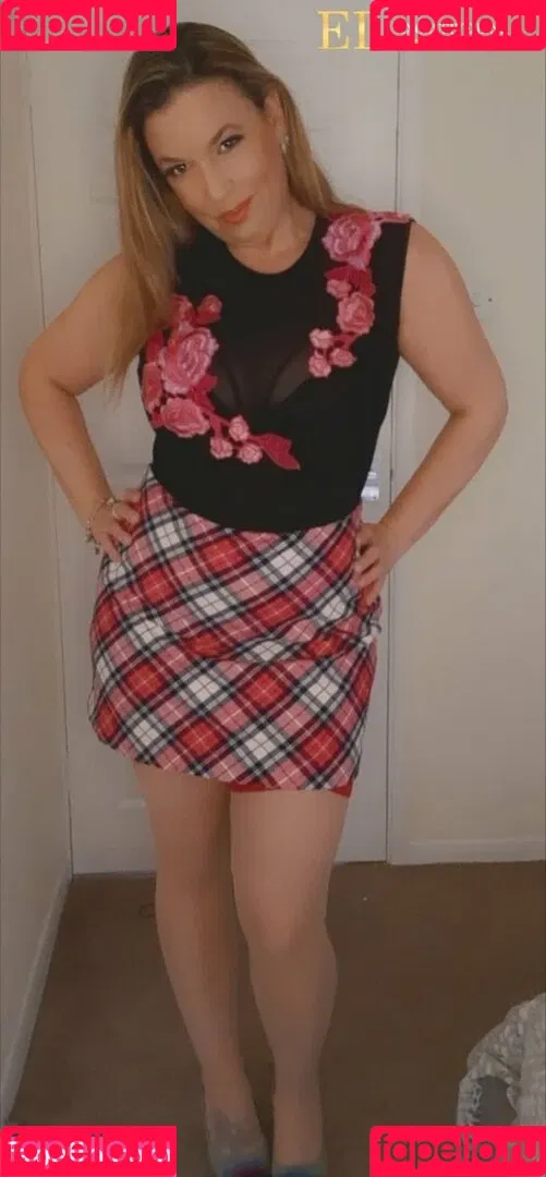 Maisie Lewis Onlyfans Photo Gallery 