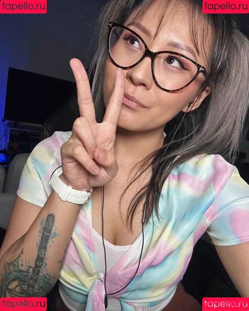 Yinsu Collins Onlyfans Photo Gallery 